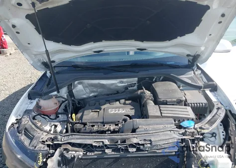 2018 Audi Q3 2.0T Premium/2.0T Sport Premium z USA, uszkodzony, nr VIN WA1JCCFS8JR007761